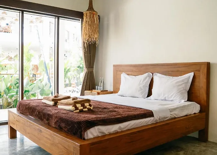 Kala Surf Camp Hotel
